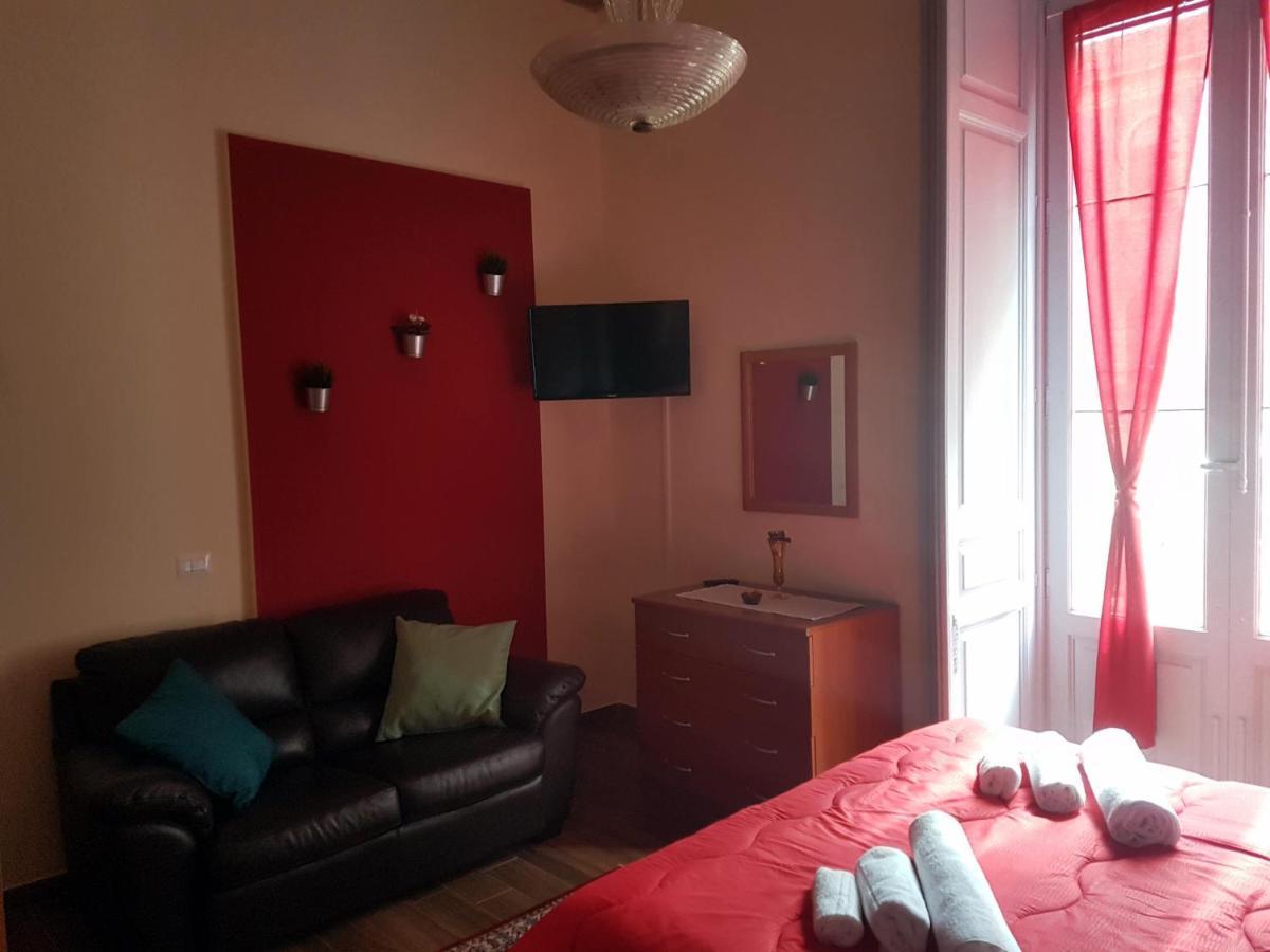 B&B Ferrau Catánia Buitenkant foto